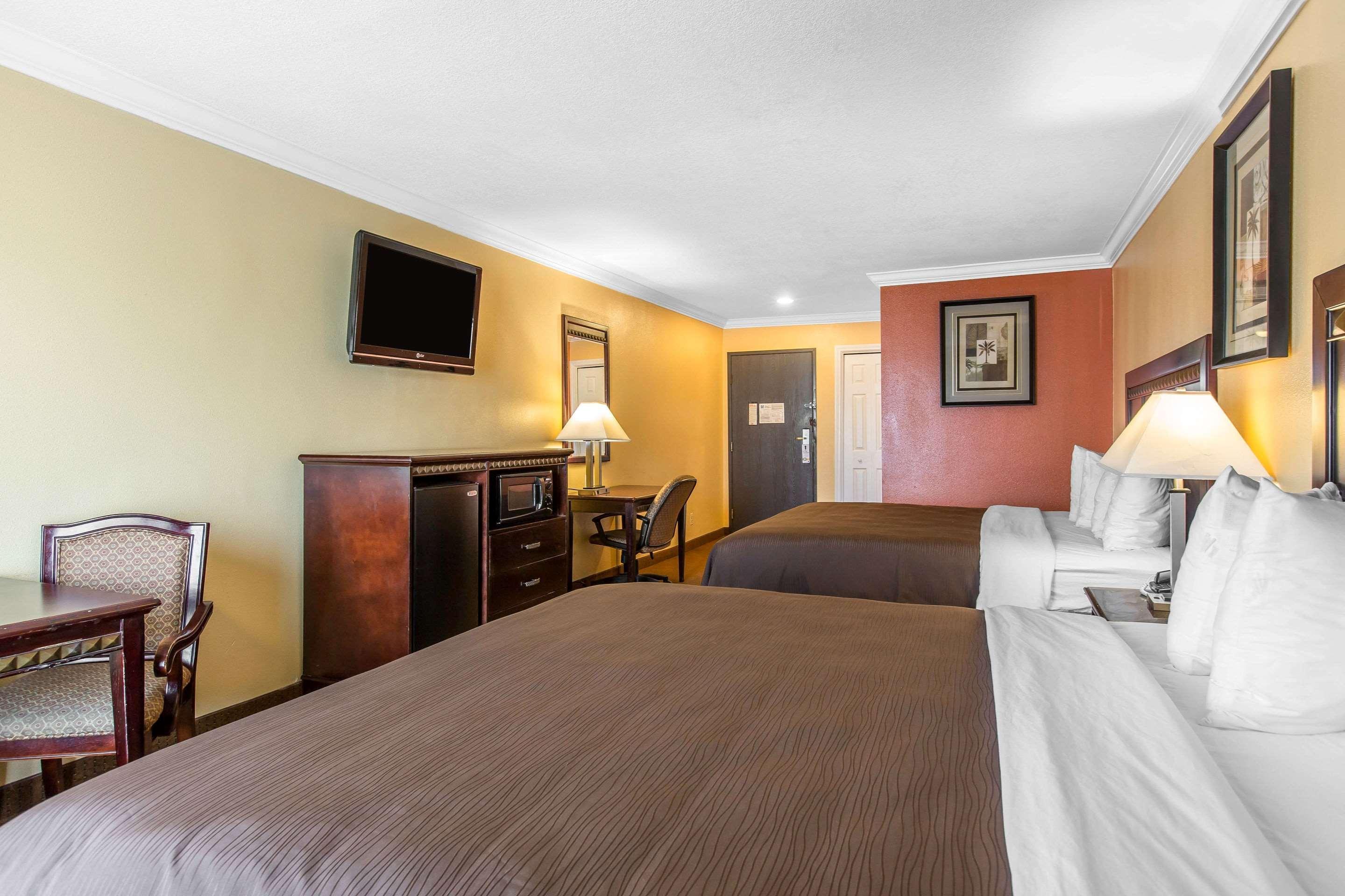 Quality Inn & Suites Bell Gardens-Los Angeles Экстерьер фото