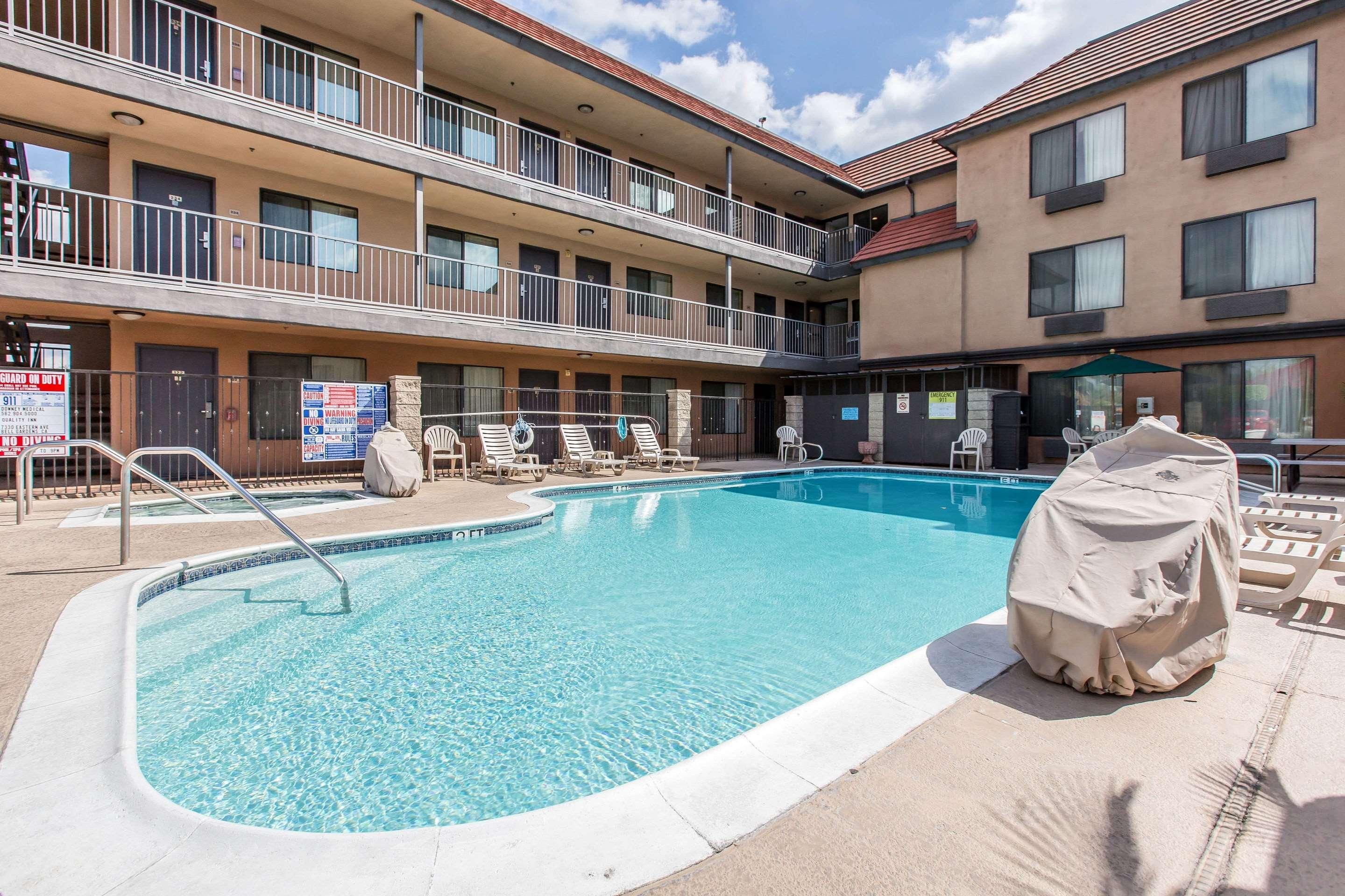 Quality Inn & Suites Bell Gardens-Los Angeles Экстерьер фото
