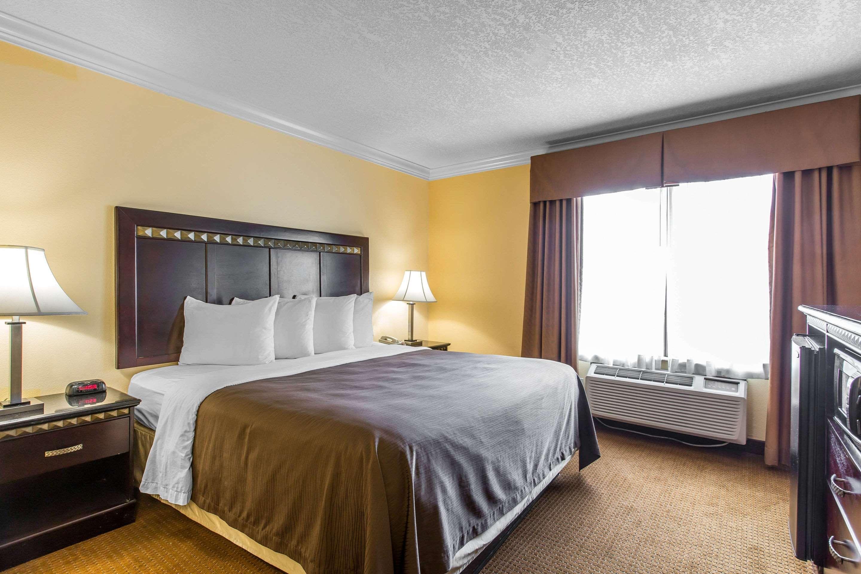 Quality Inn & Suites Bell Gardens-Los Angeles Экстерьер фото