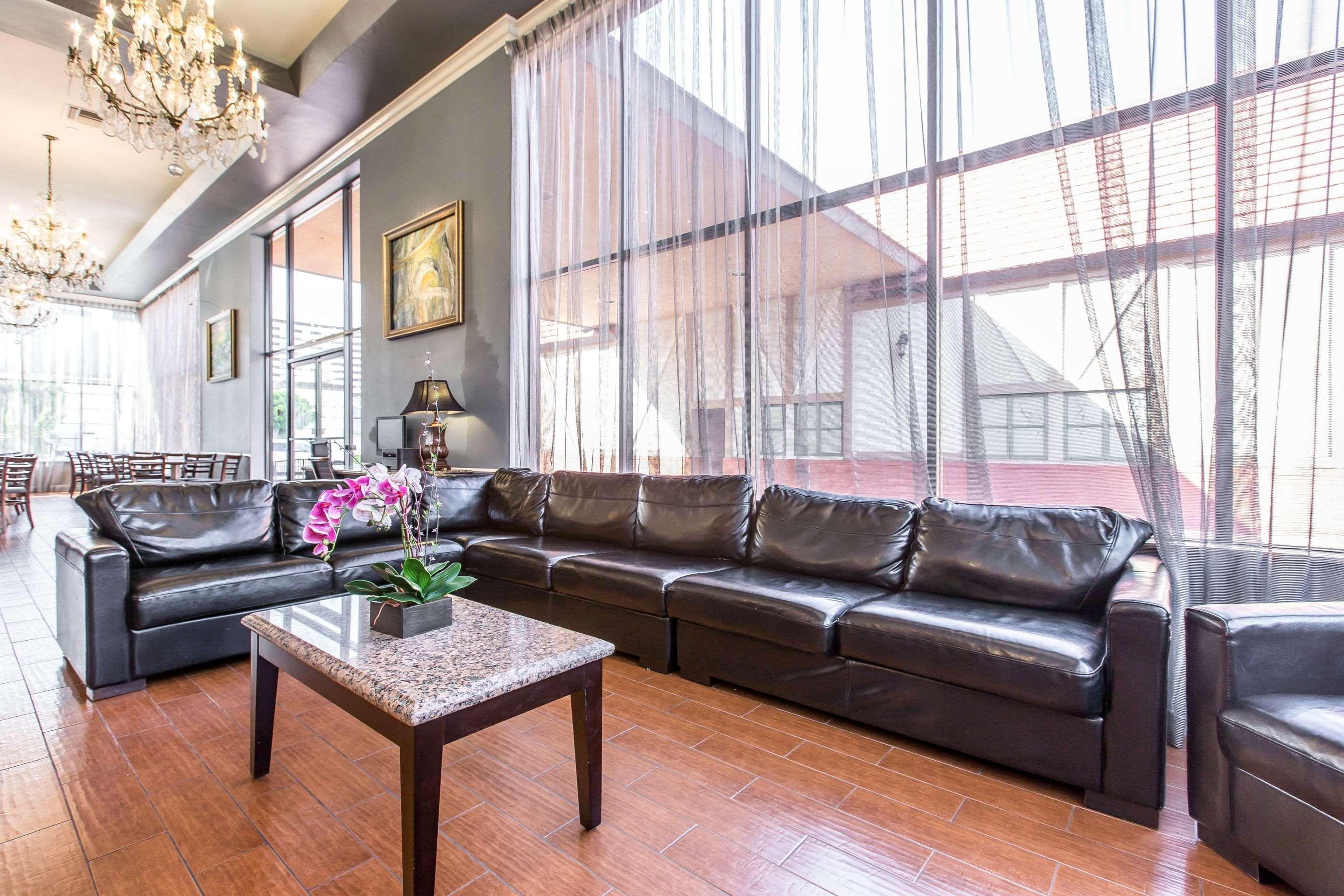 Quality Inn & Suites Bell Gardens-Los Angeles Экстерьер фото