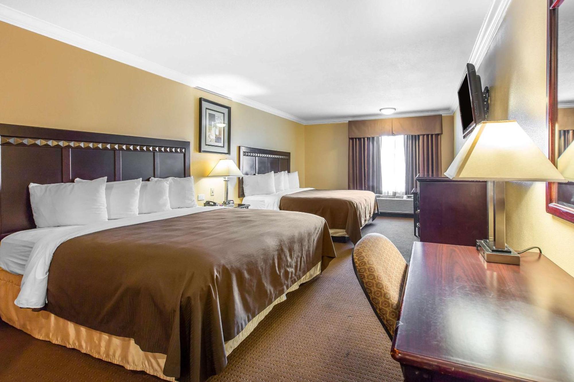Quality Inn & Suites Bell Gardens-Los Angeles Экстерьер фото